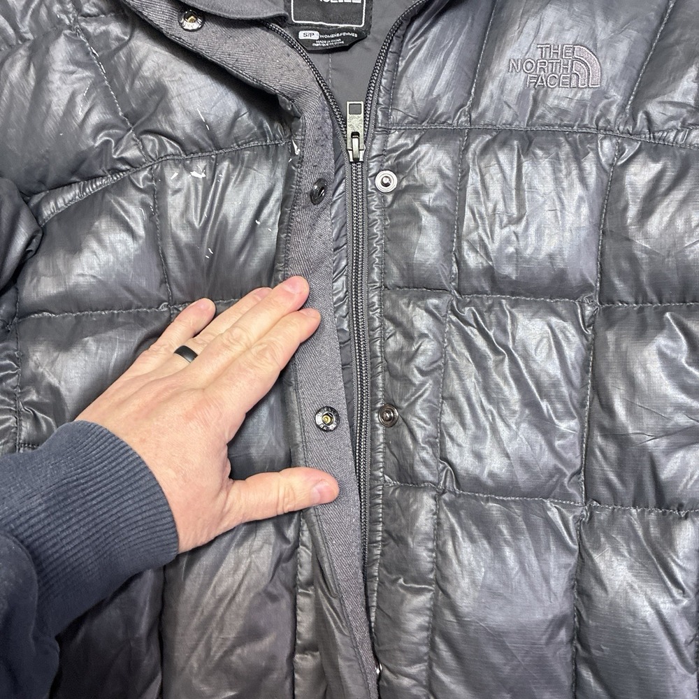 The‎ North Face Down Puffer Jacket Women Small Parka Coat 600 Fill Hooded Flaw - Picture 7 of 11